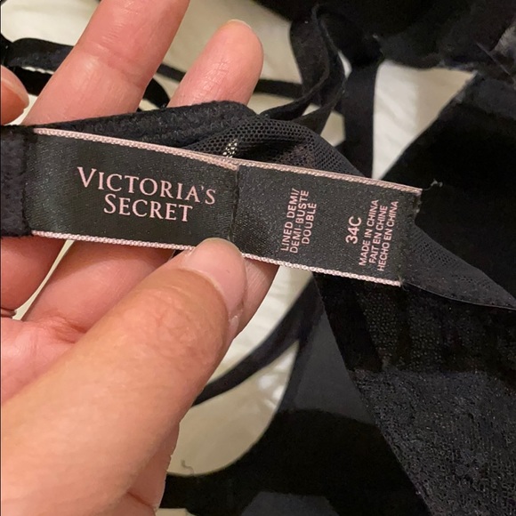 Victoria Secret Lined Demi Lace Bra - Picture 5 of 7